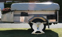 Australian Wheel Clamp securing Aluminium Camper Trailers